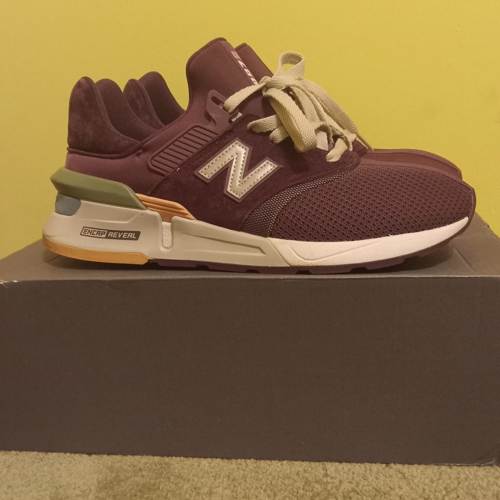 New Balance 997 sneakers